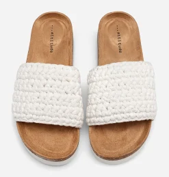 ATTITUDE ,Sandaler med platåsula