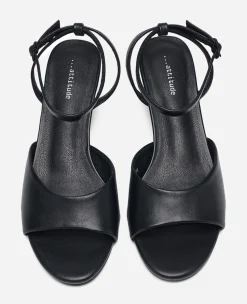 ATTITUDE ,Sandaletter