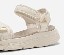 LINEAR ,Sandaler med remmar