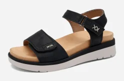 SO ALL ,Sandaler med remmar
